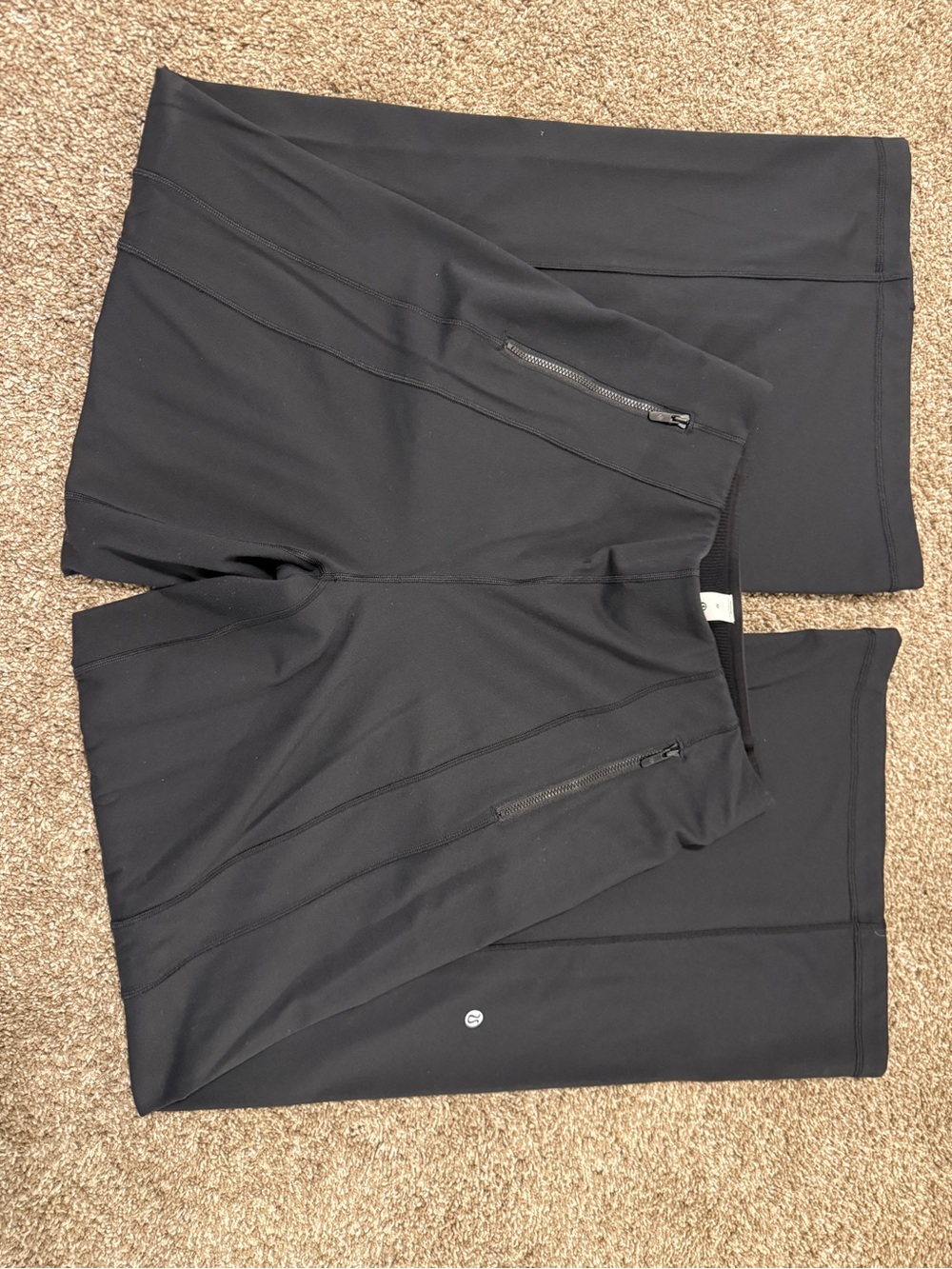 Define High-Rise Wide-Leg Pant
Luon - Picture 5 of 6